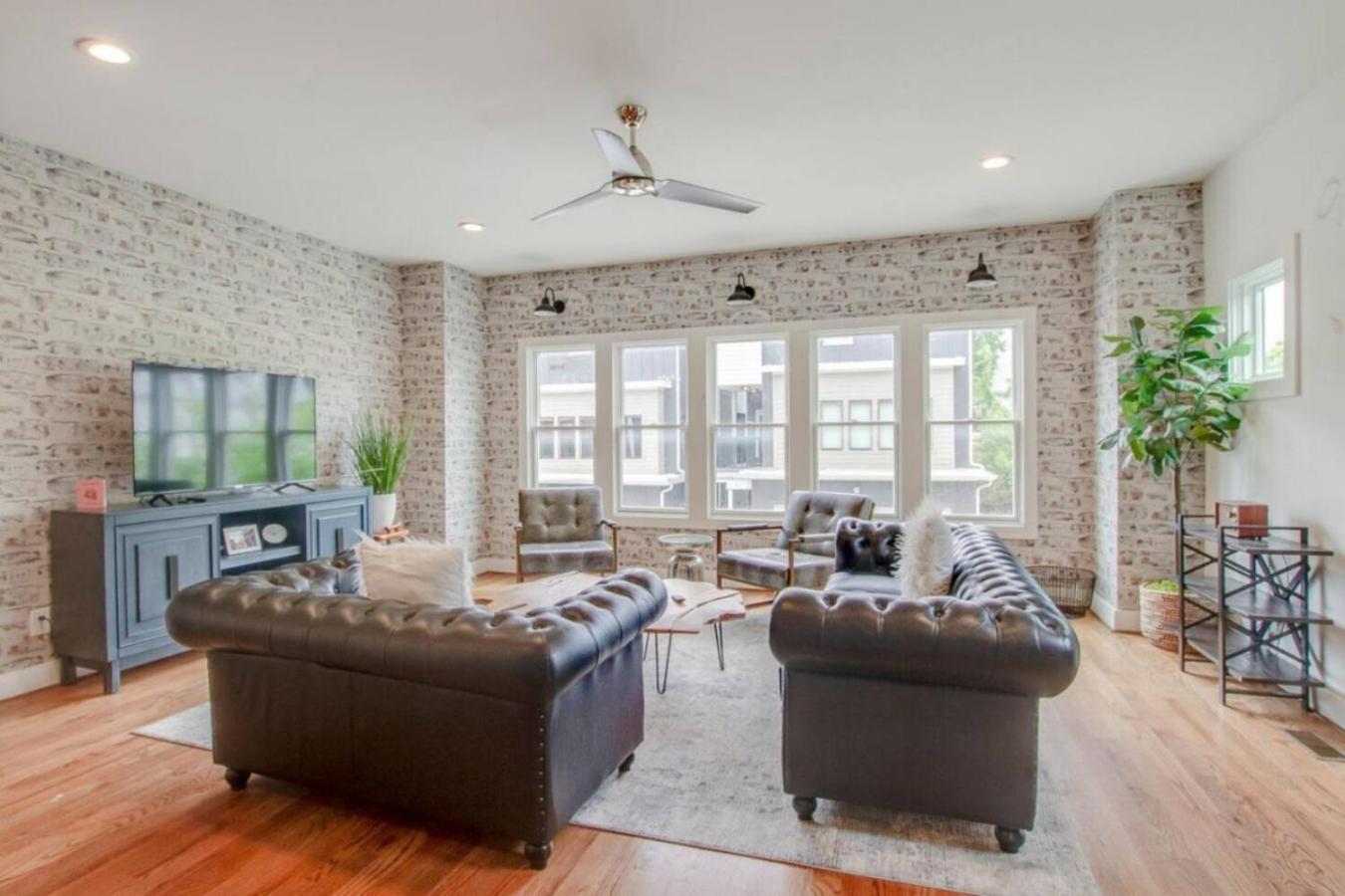 Howdy House New And Trendy With Rooftop Deck Nashville Exterior photo