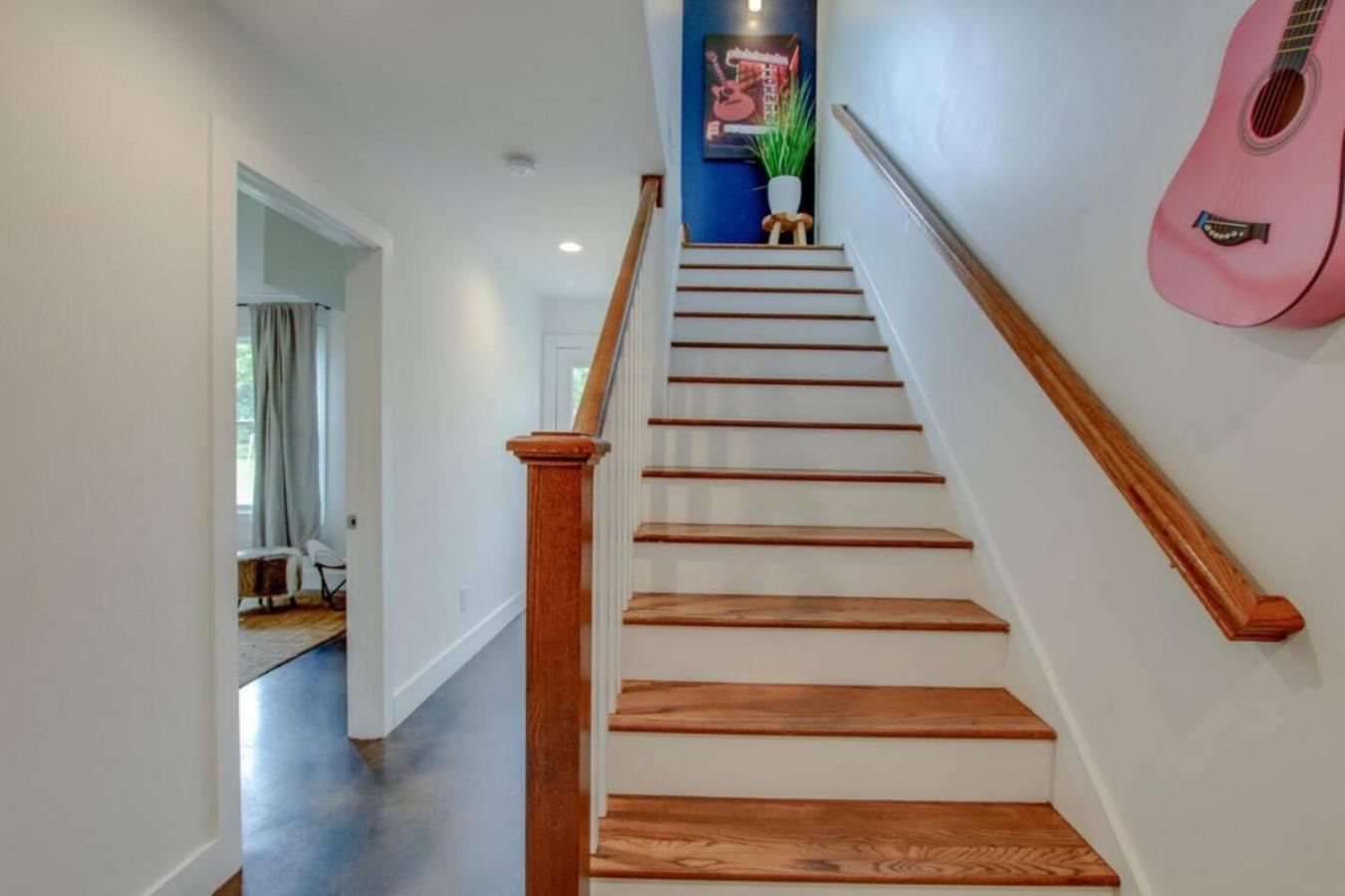 Howdy House New And Trendy With Rooftop Deck Nashville Exterior photo